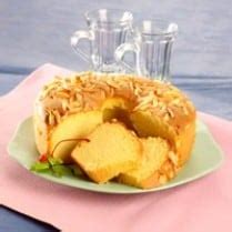 Mengolah tape untuk dijadikan bolu, merupakan salah satu alternatif olahan tape yang lezat. Cara Membuat Bolu Tape Singkong Enak dan Empuk | Resep ...