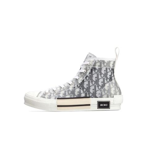 Jordan brand connected with parisian fashion house dior to create history with the jordan 1 retro high dior, now available on stockx. Dior Schuhe gebraucht kaufen! Nur noch 2 St. bis -60% ...