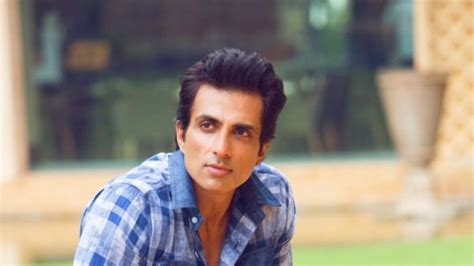 Actor sonu sood talks about his tryst with south indian movies on etv show chakravyuh. Sonu Sood has 'better plan' as woman complains she 'can't ...