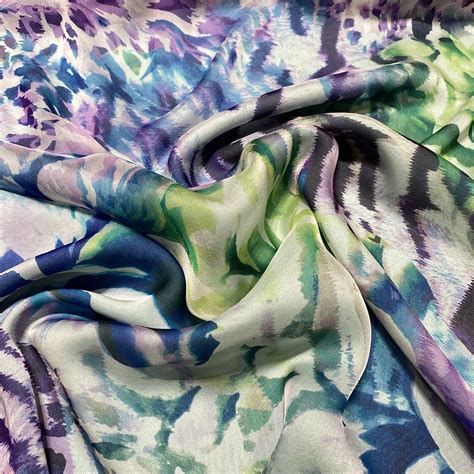 Abstract Animal Print Silk Chiffon Fabric — Tissus En Ligne