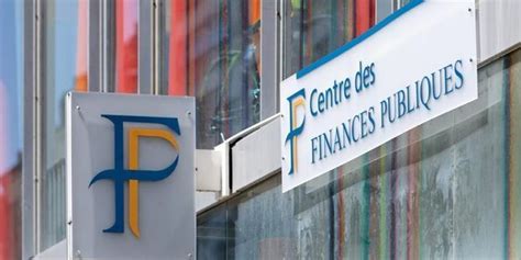 Suite à l'ouverture de la dme centre iii, les contribuables dont les noms suivent relevant précédemment des dme centre i et centre ii sont pour… Il se suicide dans un centre des impôts