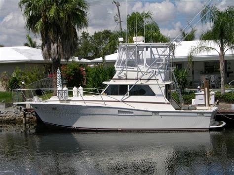 1982 35 Viking Yachts Sportfish For Sale In Lighthouse Point Florida