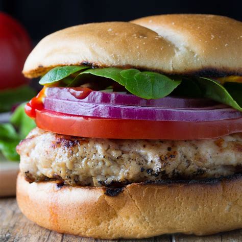 How To Make A Juicy Grilled Turkey Burger Turkey Burger Recipes