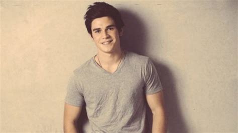 But now i can't really remember what it was like before. Riverdale: ex- Shortland Streeter KJ Apa admits to hair ...