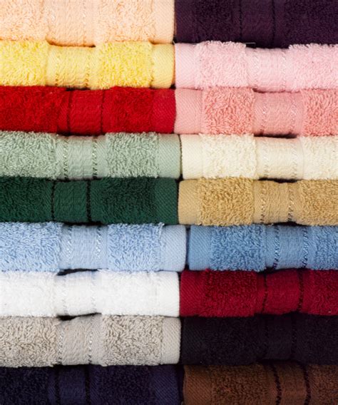 A standard bath towel is 27 x 52 inches while bath sheets usually run around 35 x 60. 100% Cotton 640gsm Bathroom Towels Face Cloth Guest Hand ...