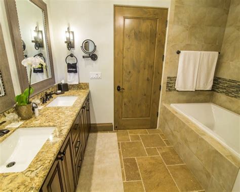 A farmhouse sink is also useful because of the deep basin, faster cleaning, durability, and overall usefulness. All suites enjoy double sinks for a spacious feel | Grand Reserve Inn | Luxurious bedrooms ...