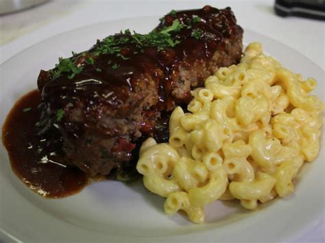 This cut has a pronounced amount of fat within the meat, bringing about a lot of flavor to savor. Meatloaf with Collard Greens and Mac and Cheese Recipe ...
