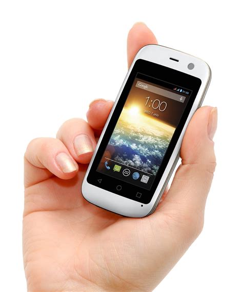 Meet the world's smallest smartphone - IBTimes India