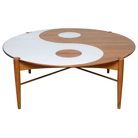 Yin yang coffee table is a reflection of dualism from ancient chinese philosophy. 22 best ideas about yin yang table on Pinterest | Coffee ...