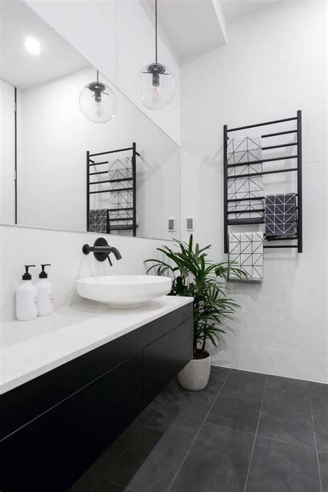 The 25 Best Black White Bathrooms Ideas On Pinterest Black White