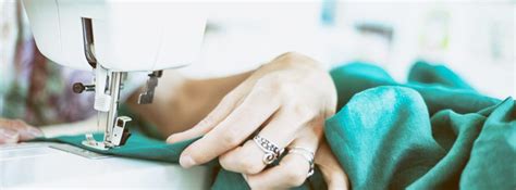 In this comprehensive beginner's class, expert kat mctee walks you through the basics from choosing fabrics and floss to anyone can purchase a class without the commitment of premium membership. Local Sewing Classes | Lessons | Workshops Near Me Malaysia