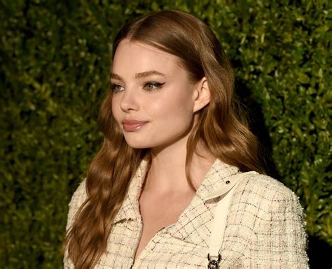 Kristine froseth is a norwegian actress and model. Kristine Froseth: 14 facts about The Society star you ...