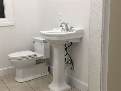 Other rooms are a dining room (either part of the kitchen or a separate room) for eating meals, a utility room (where you can find the washing machine there's more vocabulary on our page english bedroom vocabulary. Pedestal sink plumbing