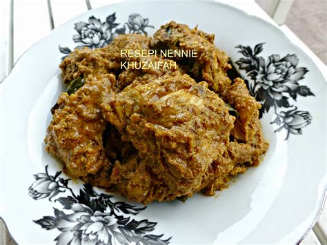 Jun 17, 2021 · this is also my one of my mum's favorites and she did ask me the other day what the ingredients were. RESEPI NENNIE KHUZAIFAH: Rendang kari ayam kampung salai
