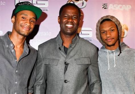 Only On Omg Brian Mcknight And His Sons Brian Jr And Niko [video]