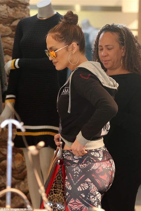 Jennifer Lopez Shows Of Her Iconic Bottom In Tight Leggings In Beverly
