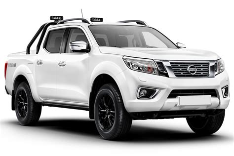 Nissan Navara Pickup Review Carbuyer