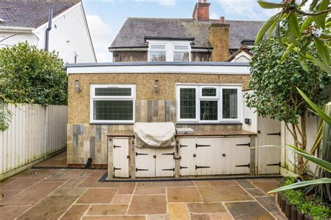 House To Rent In Lower Green Road Esher Surrey Kt10 Esq012380647 Knight Frank
