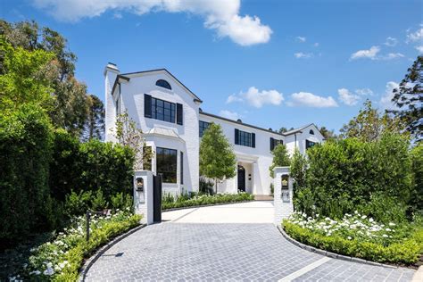55 Million Georgian Modern Mansion Is Los Angeles Latest Trophy For Sale