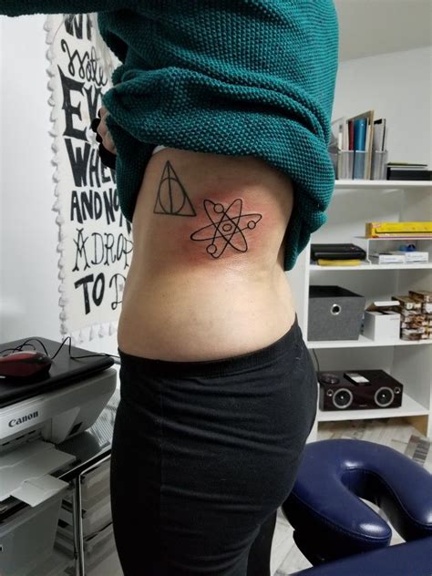 Atome Tattoo The Big Bang Theory Tattoo Harry Potter Tattoo