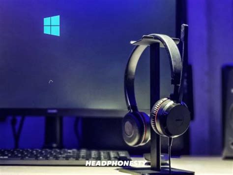How To Use Headphones With Built In Mic On Your Windows 10 Pc