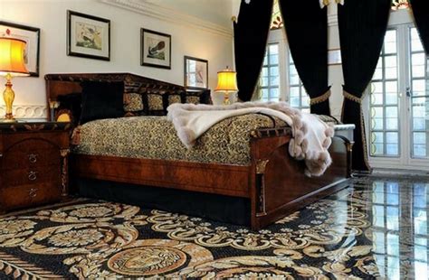 No need to register, buy now! Casa Casuarina: Gianni Versace's Miami Beach Mansion Is ...