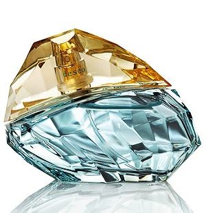 Jennifer joanna aniston (born february 11, 1969) is an american actress, producer, and businesswoman. Deseo Jennifer Lopez perfume - a fragrance for women 2008