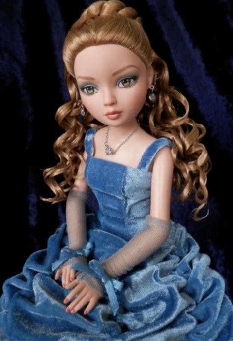 Behind Blue Eyes Ellowyne Doll Tonner Ellowyne Glittery Shoes