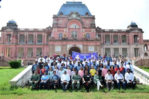 Girl Cadets Of 1st Batch Visit Sainik School Kapurthala The Tribune India