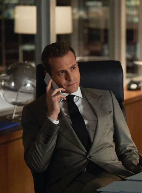 Harvey Weighs In Suits Season 8 Episode 14 Tv Fanatic