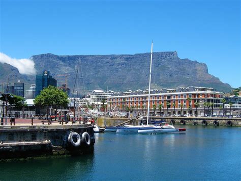 10 Incredible Things To Do In Cape Town Gomad Nomad Travel Mag