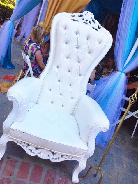 No matter how big or small you plan on having your baby shower event, we offer quality seating for banquet halls, party rooms. Royal Baby Shower Chair cakepins.com | bestie | Pinterest ...