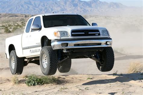 ’00-06 Toyota Tundra 3.5” Boxed Long Travel Kit