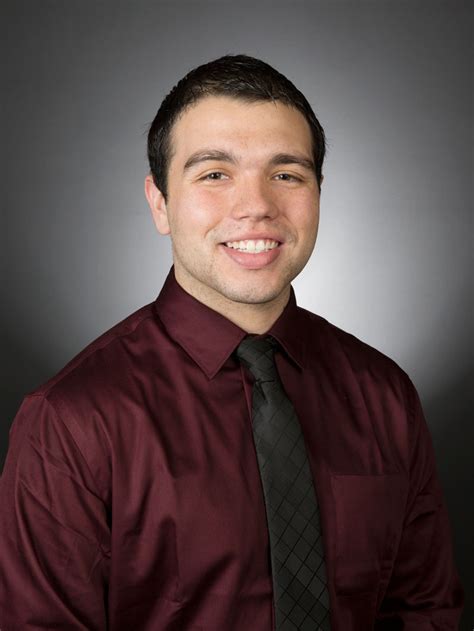 Encuentre aquí noticias sobre jorge cárdenas: Jorge Cardenas — Outstanding Undergraduate