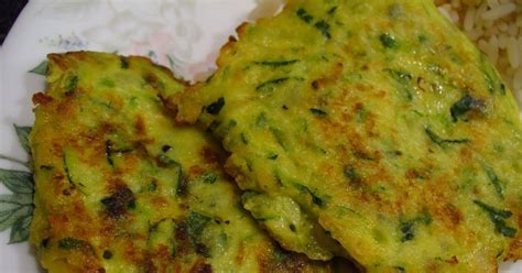 DANS LA CUISINE DE JULIE Galettes Courgettes Parmesan Basilic