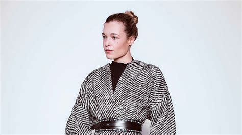 Discover the label's latest designs capturing a decadently bohemian aesthetic. Isabel Marant Pre-Fall 2016 Collection - Vogue