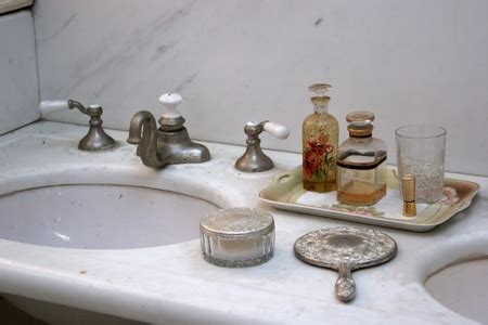 To polish an old porcelain sink. How to Polish Cultured Marble Vanity Tops | DoItYourself.com