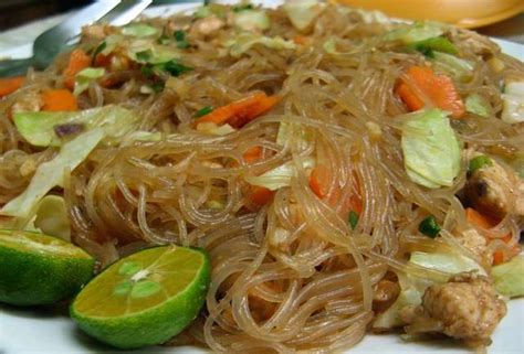 Filipino food for beginners - Adobo, Lumpia, Pancit