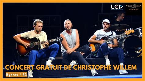 Christophe Willem Fait Son Show A Hyeres Lors Dun Concert Gratuit