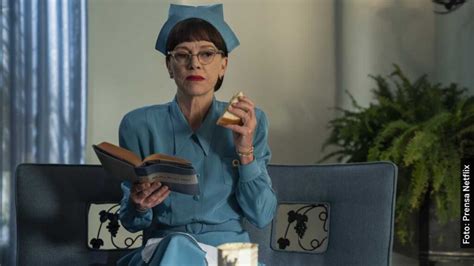 Las mejores series de médicos que puedes ver en netflix y otras plataformas. Ella es Judy Davis, la enfermera Bucket en Ratched, serie ...