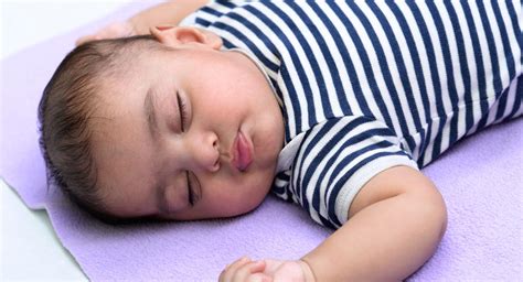 Hábitos de sueño saludables: de 3 a 6 meses - BabyCenter