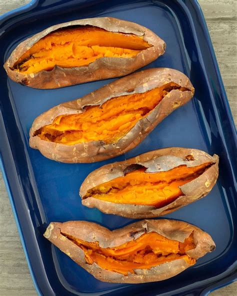 Cooking time depends on the oven temperature and what kind of bacon you're cooking! How Long To Bake A Sweet Potato At 425 - HOWOTS