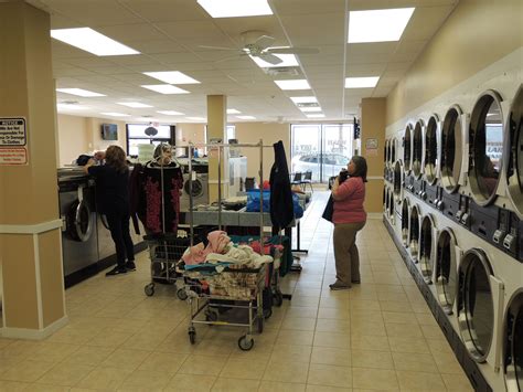 Town Hall Laundromat | Wash | Dry | Fold | Laundry | Johnston,RI
