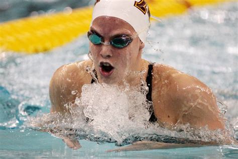 50 Minn Swimmers Advance To Finals In Successful Minnesota Grand Prix