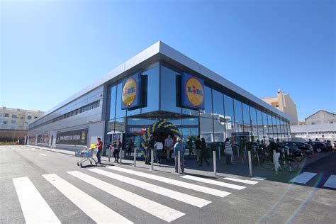 Browse the flyer and discover all the discounts and weekly offers for an easy and complete shopping. Loja Lidl de «nova geração» inaugurada em Lagoa