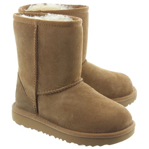 Buy online and from ugg factory in sydney, nsw, australia: Ugg Kids Classic Short 2 Boots In Chestnut in Chestnut