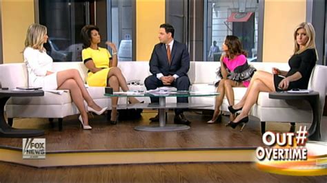 Ainsley Earhardt And Sandra Smith Hot Legs Outnumbered 051415 Youtube