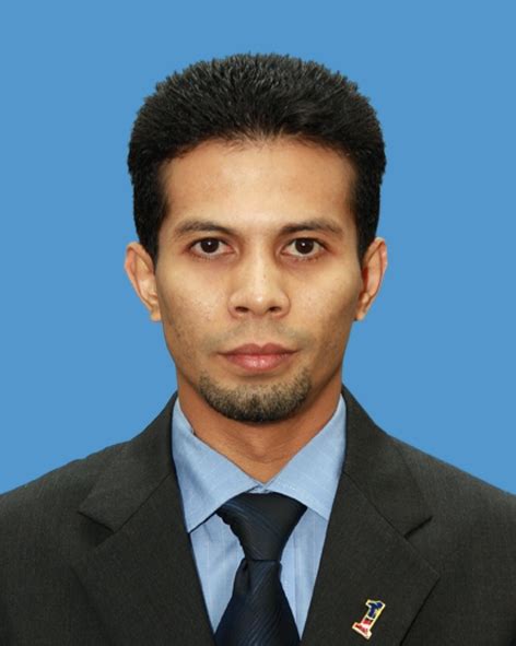 A completed malaysia visa application form. Passport size photo with blue background 11 » Background ...