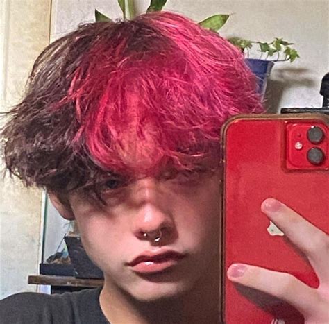 𝕳𝖊𝖑𝖑𝖔 𝖘𝖙𝖆𝖑𝖐𝖊𝖗 Boys Dyed Hair Boys Colored Hair Dyed Hair