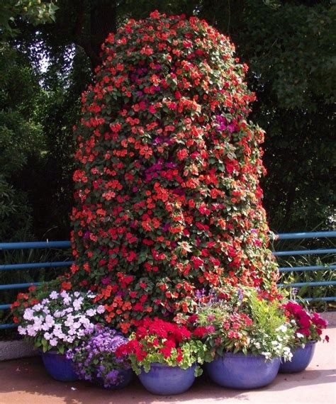 29 Flower Towers You Can Make In A Weekend 1 Flower Tower Tower